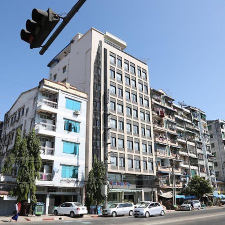 Hotel Royal King Yangon Exterior foto