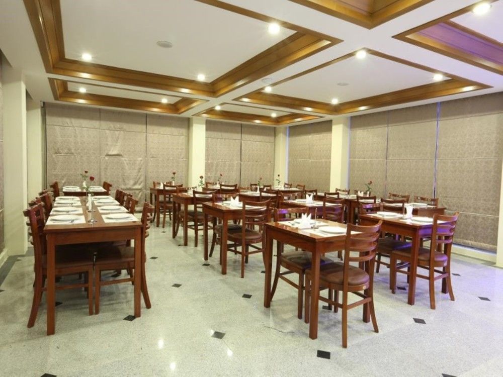 Hotel Royal King Yangon Exterior foto